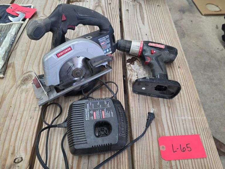 Craftsman 5 1/2" Circular Saw and 1/2" Drill, 19.2V with Charger, *No Batteries