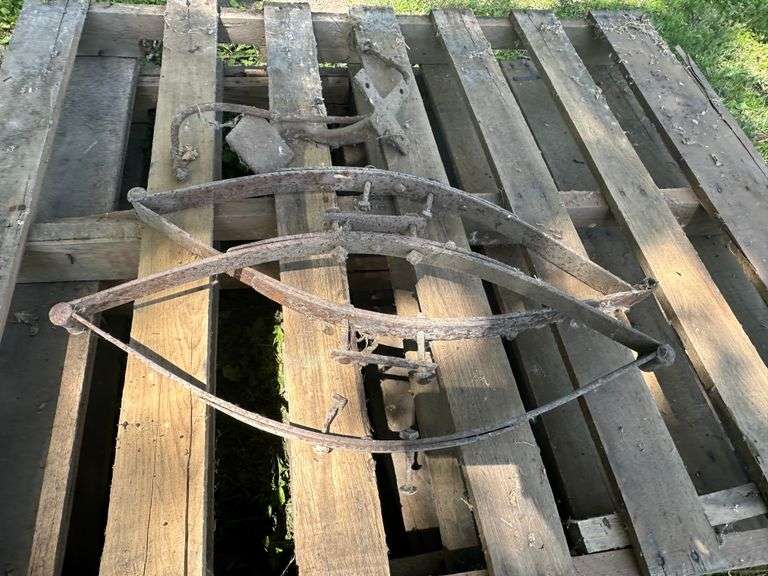 Buggy Step and 2 Buggy Springs