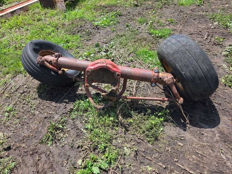 IH Wide Front off IH 656 Tractor