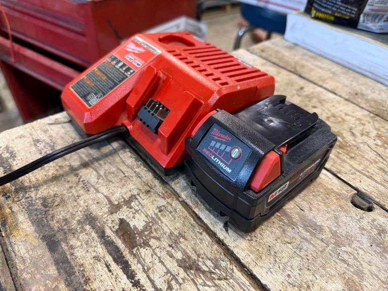 New Milwaukee M18 SC 5.0 Amp Battery and Charger