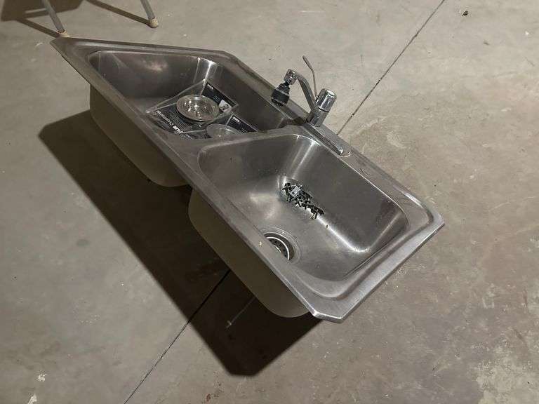 Stainless Steel 2 Compartment Sink