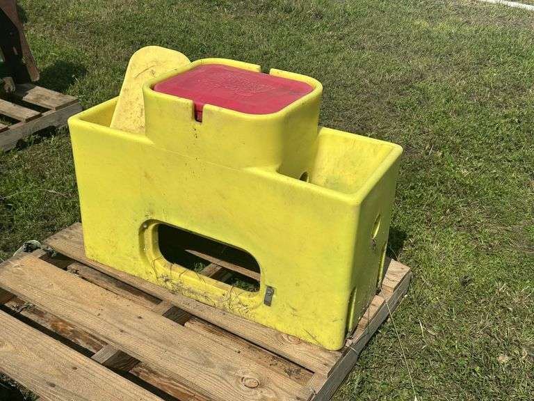 Ritchie Waterer, Has Crack that Cab be Repaired in Bowl Per Seller