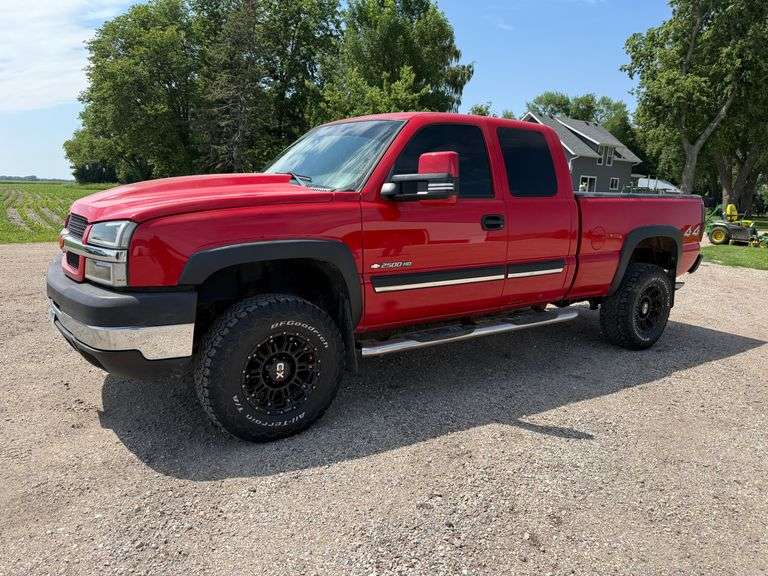 2004 Chevrolet 2500HD Pickup, 6.0L, Gas, extended Cab, 173K Miles ...