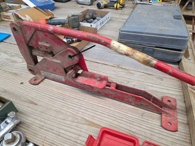 Johnson Sickle Servicer