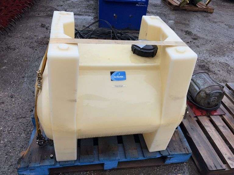 Ace RotoMold Poly Shuttle, 70 Gal