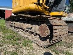 John Deere 225D LC Excavator, 7,340 Hours, 32” Tracks, 30” Bucket, Hydraulic Thumb, SN: 1FF225DXAA05