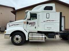 2006 International 9200i Semi with Sleeper, 665,108 Miles, Cumins ISX 15 Engine, 10 Speed Transmissi