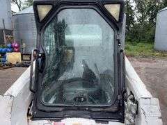 Bobcat S300 Turbo Skidloader, 12-16.5 Tires, Power Bob-Tach, Aux Hyd, A/C, Gold Package, Hand and Fo