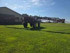 2011 Case Patriot 4420 Self Propelled Sprayer, 3,066 Hours, 120’ Booms, 1,200 Gallon Stainless Steel