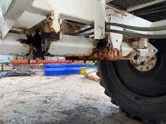 Mobility 800 Row Crop Fertilizer Spreader, Pull Type, 60’ Spread, 380/90R46 Singles, Adjustable Axle