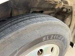 2006 International 9200i Semi with Sleeper, 665,108 Miles, Cumins ISX 15 Engine, 10 Speed Transmissi