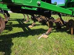 2016 John Deere 2730X 18’ Combination Ripper, 9 Shank, Remlinger 5 Bar Spike Tooth Harrow, Single Po