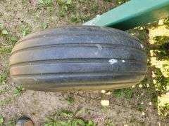 John Deere 1530 Drill on John Deere 1570 Cart, 20’ Minimum Till Drill with Markers, No Monitor, Has 