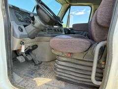 2015 Freightliner 125 Cascadia Semi Tractor, DD13 Detroit Engine @ 450hp, 219,415 Miles, Deleted, 10
