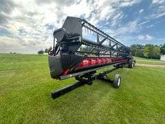 2003 IH Model 1020 Bean Head, 25’, Comes with Custom Built Trailer Specifically Made for the Head