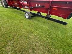 2003 IH Model 1020 Bean Head, 25’, Comes with Custom Built Trailer Specifically Made for the Head