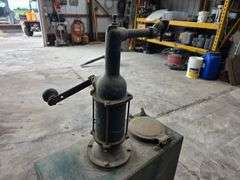 Oil Barrel with Hand Pump, FRYMARVEL B-10660