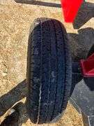 Industires America 825 – 10 Bale Wagon, Tricycle Front, 445/50R22.5 Rear Tires, 235-80R16 Fronts, Ex