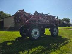 2011 Case Patriot 4420 Self Propelled Sprayer, 3,066 Hours, 120’ Booms, 1,200 Gallon Stainless Steel