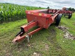 International Model 530 Manure Spreader, 540 PTO, 10.00x20 Tires, Very Little Useage