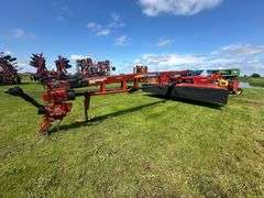 2013 New Holland Model H7460 Discbine, 1000 PTO, Right and Left Swing, 16’ Cut, 31-13.50-15 Tires, S