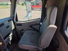 2007 International 9400 Day Cab Semi, 442,458 Miles, Cummins ISX 15 Engine, 10 Speed Transmission, 2