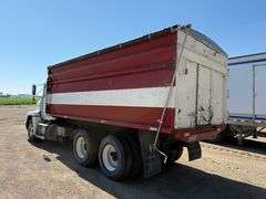 1989 Freightliner Semi, 766,000 Miles, 9 Speed Transmission, 19’ Steel Box, Roll Tarp, 855 Cummins @