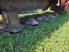 New Holland 615 Disc Mower, 5 Turtles, 540 PTO, 3pt, 6’6” Wide