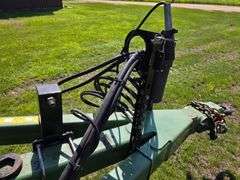 Wishek 862NT Tandem Disk, 30’, Rotary Scrapers, Approx 29” Front Blades, Approx 29” Rear Blades, 385
