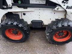 Bobcat S300 Turbo Skidloader, 12-16.5 Tires, Power Bob-Tach, Aux Hyd, A/C, Gold Package, Hand and Fo
