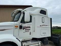 2006 International 9200i Semi with Sleeper, 665,108 Miles, Cumins ISX 15 Engine, 10 Speed Transmissi
