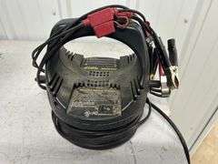 Minnkota MK210P Portable Battery Charger