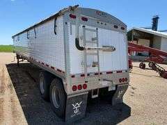 2018 Wilson Commander Hopper Bottom Trailer, Air Ride, 60” Sides x 41’ Long, 11R22.5 Tires on Alumin
