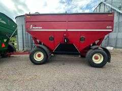 2014 Parker Model 605 Gravity Box, Lights, Brakes, Roll Tarp, 445/65R22.5 Tires on 10 Bolt Hubs, Fen