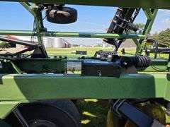 Wishek 862NT Tandem Disk, 30’, Rotary Scrapers, Approx 29” Front Blades, Approx 29” Rear Blades, 385
