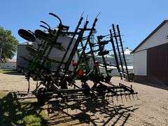 2007 Summers 36.5’ Chisel Plow, Summers 3 Bar Coil Tine Harrow, No Cracks or Welds, SN: F0116