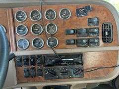 2007 Peterbilt 379 with 2014 Meyer 9128RT Forage Box, 114,980 Actual Miles, Air Lift Tax Axle with 3