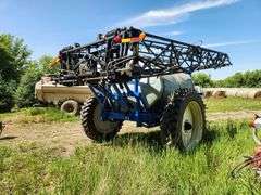 Flexcoil New Holland SF 115 Sprayer, 90’ Boom, 1,500 Gallon Tank, Wash Tank, Hand Spray Gun, Ace PTO