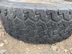 Used LT265/75R16 Tire on 6 Bolt Rim, (Tire is Bad)