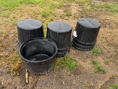 (10) 25 Gallon Plastic Tubs, Buying All for One Money
