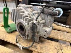 2014 John Deere 1770NT Planter, *Has 2021 Exact Emerge Update*, Hydraulic Downforce, 500 Gallon Liqu