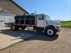 1999 International 4900 Truck with 2,350 Gallon Tank, 197,509 Miles, DT466E Engine, 6 Speed Plus Man