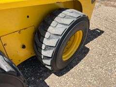 Gehl 4835 SXT Turbo Skid Loader, 985 Hours, Radio, Heat, Auxiliary Hydraulics, Quick Attach, New Buc