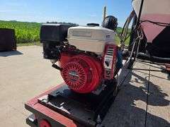 1999 International 4900 Truck with 2,350 Gallon Tank, 197,509 Miles, DT466E Engine, 6 Speed Plus Man