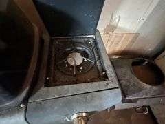 Uni Flame Gas Operated Grill, Comes with LP Tank