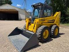 Gehl 4835 SXT Turbo Skid Loader, 985 Hours, Radio, Heat, Auxiliary Hydraulics, Quick Attach, New Buc