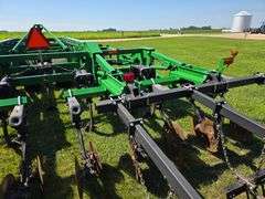 2016 John Deere 2730X 18’ Combination Ripper, 9 Shank, Remlinger 5 Bar Spike Tooth Harrow, Single Po