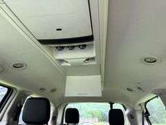 2014 Chrysler Town and Country Van, 140K Miles, Leather, DVD Player, 3.6L, 17” wheels, VIN:2C4RC1BG4