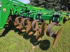 2016 John Deere 2730X 18’ Combination Ripper, 9 Shank, Remlinger 5 Bar Spike Tooth Harrow, Single Po