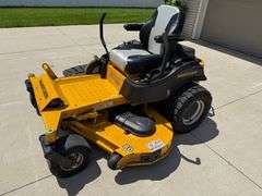 Hustler Raptor SDX 60” Zero Turn Lawn Mower, 197 Hours (hours will go up slightly), Front Suspension